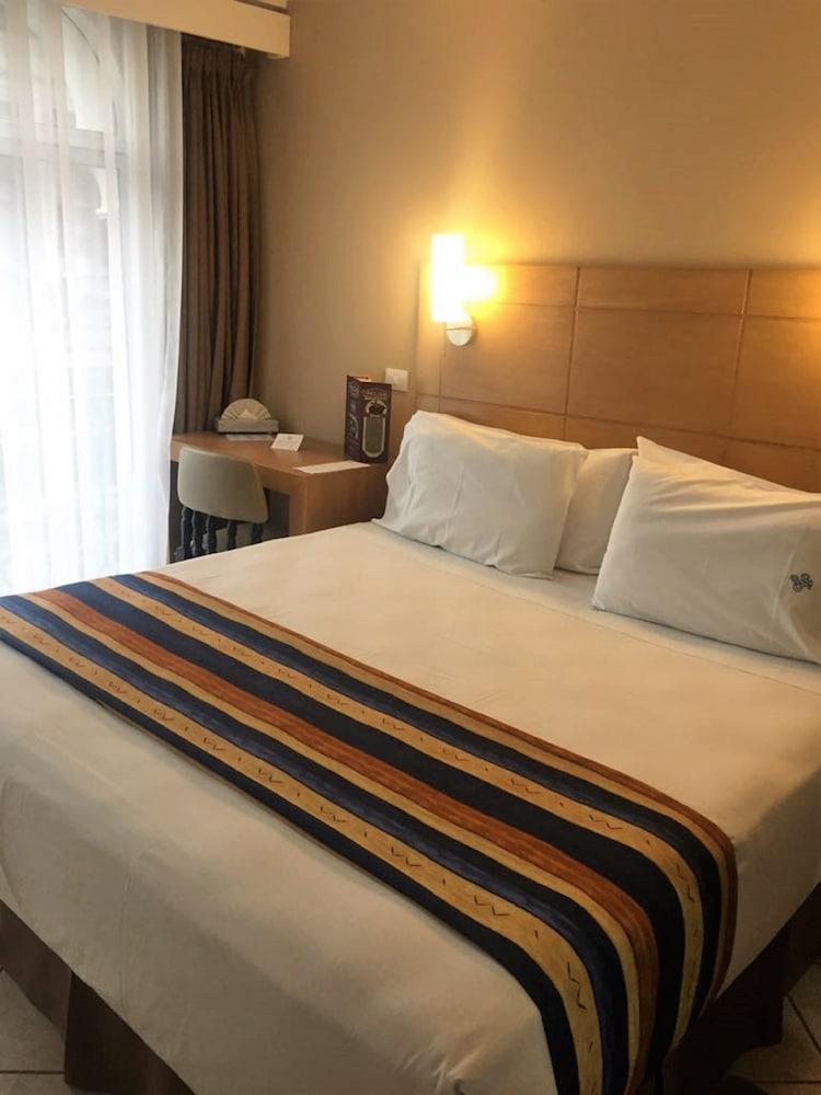 Collection O Hotel Del Portal, 푸에블라 외부 사진