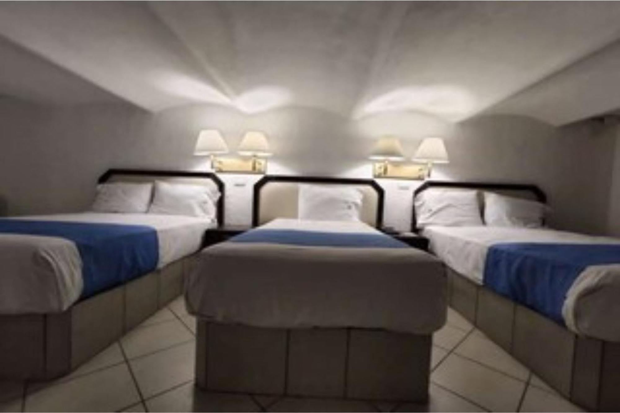 Collection O Hotel Del Portal, 푸에블라 외부 사진