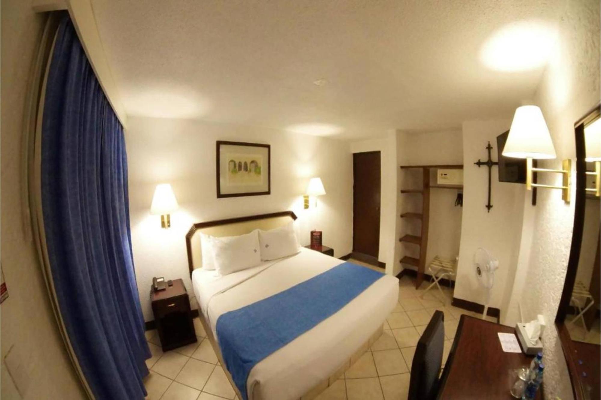 Collection O Hotel Del Portal, 푸에블라 외부 사진